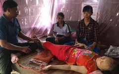 Cha tai biến, mẹ u não, con tan vỡ ước mơ đến trường