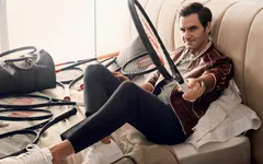Phát sốt với vẻ lịch lãm của Roger Federer trên tạp chí GQ