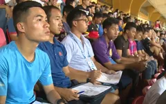 Chuyện về những người đếm bước chân cầu thủ