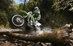 Enduro - mạnh mẽ hơn, hoà bình hơn...