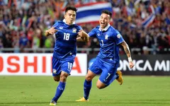 Theo bước Công Vinh, ngôi sao Thái Lan ra mắt Consadole Sapporo