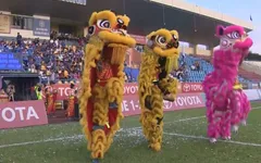 Không khí trung thu tại SVĐ Cẩm Phả
