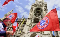 Bayern Munich sẵn sàng giúp sao Arsenal đi vào lịch sử