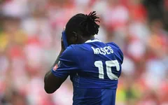 Conte bật mí nguyên do Moses ngã vờ thô thiển: Vì mệt!