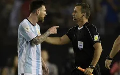 Messi viết tâm thư, khẳng định chỉ chửi thề chứ không lăng mạng trọng tài