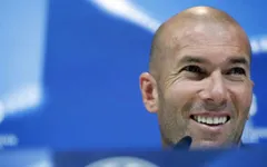 HLV Zidane khuyên trò coi như không có lượt về với Atletico