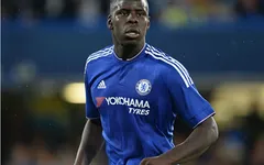 Mất chỗ đứng, "Desailly mới" cân nhắc rời Chelsea