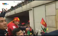 CẬP NHẬT: U23 Việt Nam đã về đến đường Bưởi, Hà Nội