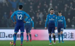 Vòng 25 giải Ngoại Hạng Anh: Arsenal thua sốc Swansea trong ngày ra mắt Mkhitaryan