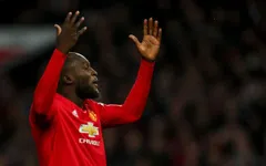 Lukaku ngượng ngùng thừa nhận bản thân "chân gỗ"