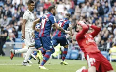 Real Madrid tệ hại tới "cạn lời", Lopetegui đối diện trát sa thải