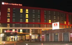 Sợ tắc đường, Man Utd chọn ở khách sạn rẻ ngay gần Old Trafford