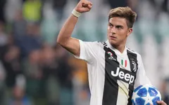 Juventus tăng sức tấn công, Man Utd tăng cường thủ trước đại chiến
