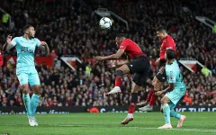 Sanchez tỏa sáng phút 90, Man Utd ngược dòng ngoạn mục cứu nguy cho HLV Mourinho