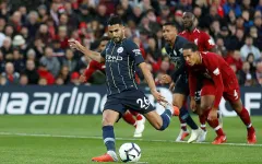 Mahrez đá hỏng 11m, Man City chia điểm đầy tiếc nuối trên sân Liverpool