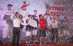Sôi động ngày hội bóng đá đường phố SCG Street Football 2018 giữa phố đi bộ Hồ Hoàn Kiếm