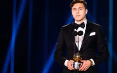 Barcelona gọi, sao Man Utd "không thèm" trả lời
