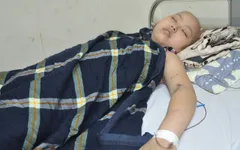 Tình cảnh đáng thương của cô bé dân tộc Sán Dìu bị ung thư máu