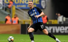Trung vệ Serie A tạo Siêu kinh điển ở phiên chợ Hè 2019