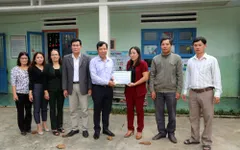 Quỹ Tấm lòng Việt trao quà cho trường Mẫu giáo Bình An (Quảng Nam) sau trận lũ lịch sử