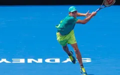 Giải quần vợt Sydney International: Venus bị loại, De Minaur tiếp tục gây ấn tượng