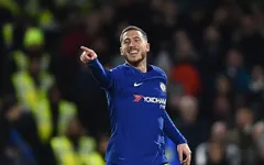 Chelsea thắng đội bét bảng, Eden Hazard lớn tiếng tuyên chiến Barcelona