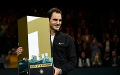 Roger Federer bước lên vị trí số 1 thế giới