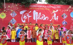 Hội chợ Tết nhân ái của trường Mầm non Tuổi Thần Tiên