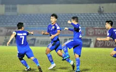 VIDEO: Chiêm ngưỡng bàn thắng đầu tiên của Nuti Café V. League 2018