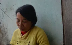 Cuộc sống khốn cùng của người mẹ u não chờ chết vì không tiền phẫu thuật