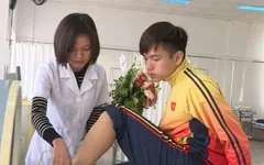 Những nữ y sĩ âm thầm đồng hành cùng các VĐV