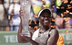 Miami mở rộng 2018: Sloane Stephens đăng quang thuyết phục