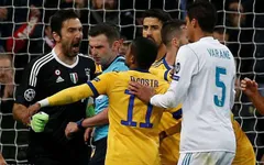 Buffon nhận thẻ đỏ có thể vì… hiểu lầm?