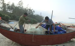 Ngư dân vượt khó cải thiện cuộc sống