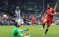 Ghi bàn 31, Salah sánh vai các "kỷ lục gia" Premier League