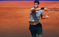Barcelona Open 2018: Novak Djokovic dừng bước ngay vòng 2, Dimitrov cùng Dominic Thiem đi tiếp