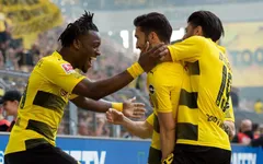 Vực dậy sau thảm bại với Bayern, Dortmund quyết đấu ngôi nhì Bundesliga
