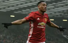 Đồng ý ở lại, Pochettino được Tottenham cấp tiền "khủng" mua sao Man Utd