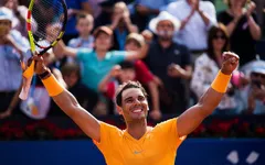Nadal thiết lập kỷ lục mới trên sân đất nện