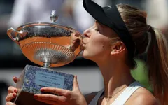 Đơn nữ Rome mở rộng: Svitolina thắng áp đảo Halep ở chung kết