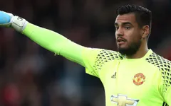 "Cái bóng" của De Gea ở lại Man Utd vì...Solskjaer