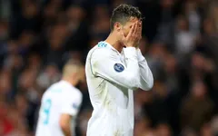 Bỏ lỡ cơ hội khó tin trước Bayern, C.Ronaldo hứng chịu chỉ trích dữ dội