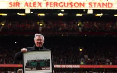 Cầu thủ, đồng nghiệp cầu nguyện Sir Alex chóng bình phục