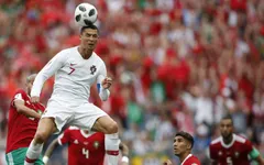 Ronaldo vẫn xếp sau huyền thoại châu Á về thành tích ghi bàn cho ĐTQG