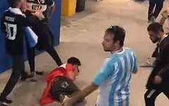 FIFA World Cup™ 2018: 1 CĐV Croatia bị hành hung dã man