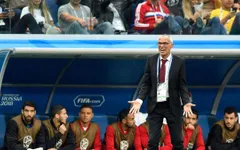Uzbekistan sa thải HLV trưởng Hector Cuper