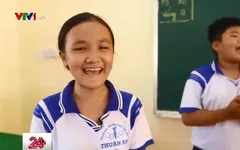 Cặp lá yêu thương: Ước mơ nhỏ của cô học trò mồ côi học giỏi