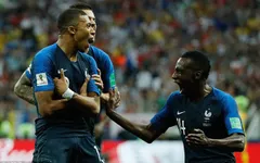 Cặp vợ chồng Pháp bị từ chối đặt tên con là Griezmann Mbappe