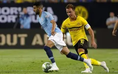 VIDEO: Gotze lập công, Dortmund đánh bại Man City trong ngày ra mắt của Mahrez