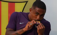 Lãi lớn, Barca xem xét khả năng đẩy "hàng hớ" cho Tottenham